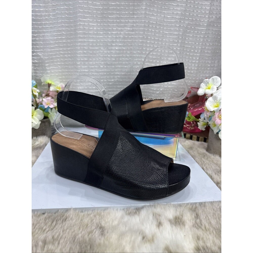 (Z1) Gentle Souls by Kenneth Cole Signature Gianna 2.0 Wedge Sandal Lea,sz 10.5M